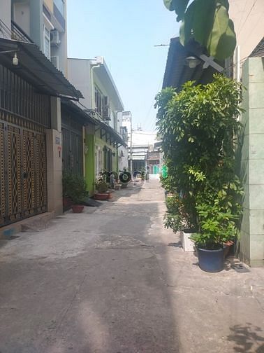 Hình ảnh Hẻm 4.5m – Đô Đốc Long – DT: 61.3 m2 – 1T2L – 4pn 3wc