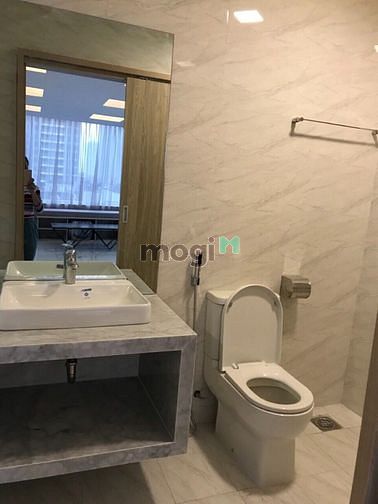 Hình ảnh Cho Thuê Nhà Thảo Điền Hầm 3 Lầu 40 Triệu/Tháng