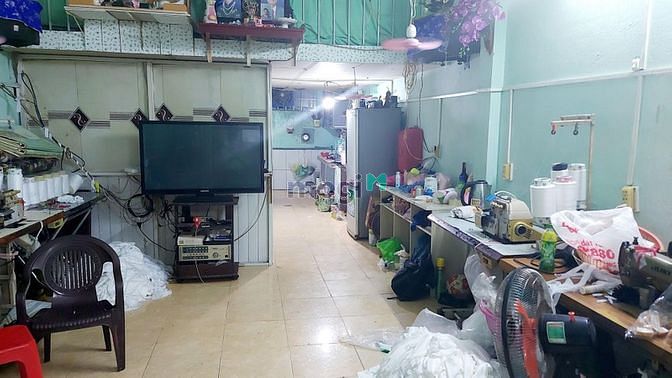 Hình ảnh HXH thông, Kênh Nước Đen, BHH A, 4x15,5 giá chỉ 3,9 tỷ.