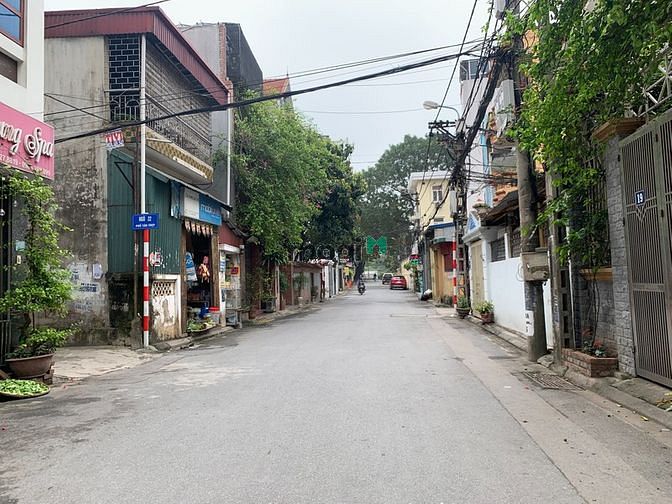 Hình ảnh Bán 100m đất trước đường 15m, sau đường 6m phố Tân Thụy