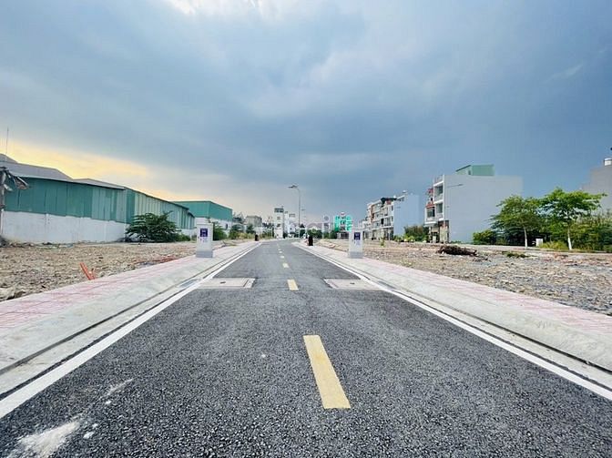 Hình ảnh Bán Đất Bình Tân Gần Chợ Mỹ Nga Sổ Hồng Riêng 76m2