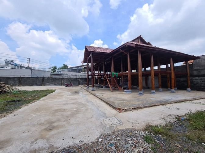 Hình ảnh Cho thuê đất có nhà, 1200m, full thổ cư