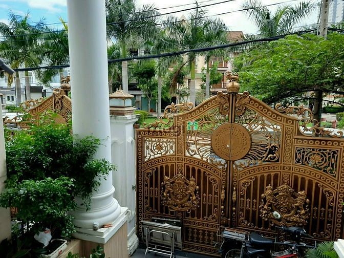 Hình ảnh Biệt thự 640m2 Cao Lỗ, Phường 4, Quận 8.(8m x 20m)