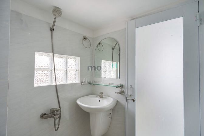 Hình ảnh CHDV Full Nội thất đường Trần Quý Cáp gần ĐH Văn Lang 2