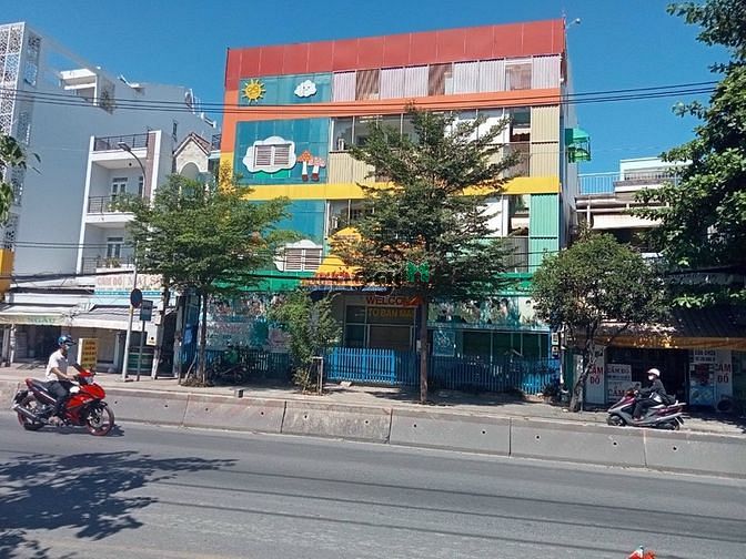 Hình ảnh Nhà mới cho thuê đường Huỳnh Tấn Phát, Q7