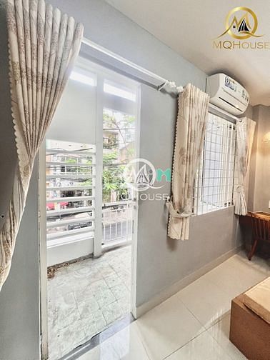 Hình ảnh CH Lê Quang Định, Bình Thạnh ban công từng phòng, mới 100%, thoáng mát
