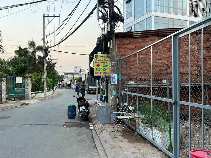 Hình ảnh Bán đất Quận 9 mặt tiền đường 102