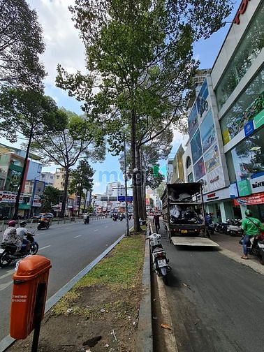 Hình ảnh Quận 1 - MT Trần Hưng Đạo - 68m2