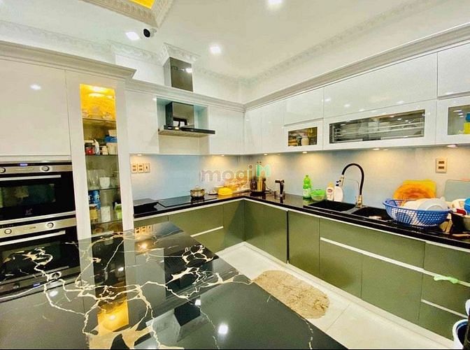 Hình ảnh PH, Quận 8 - Biệt Thự 350m2 - 30 tỷ - Đối Diện Công Viên