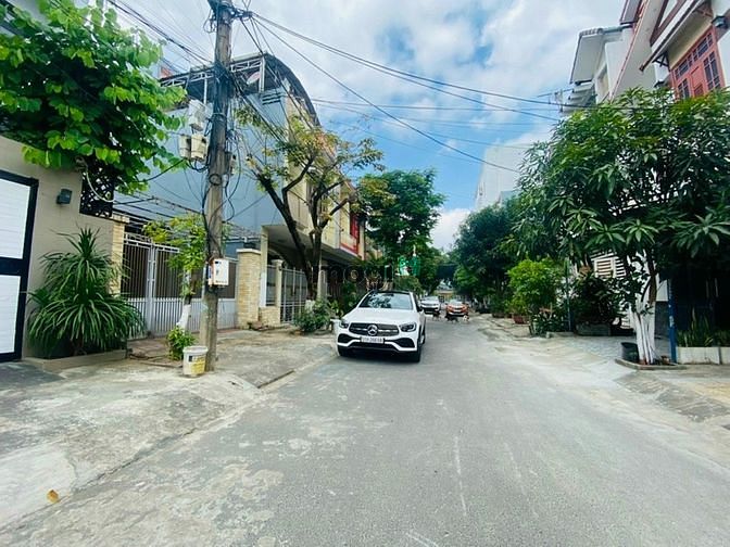 Hình ảnh bán lô đất mặt tiền hòa minh 4 vi tri cực đêp