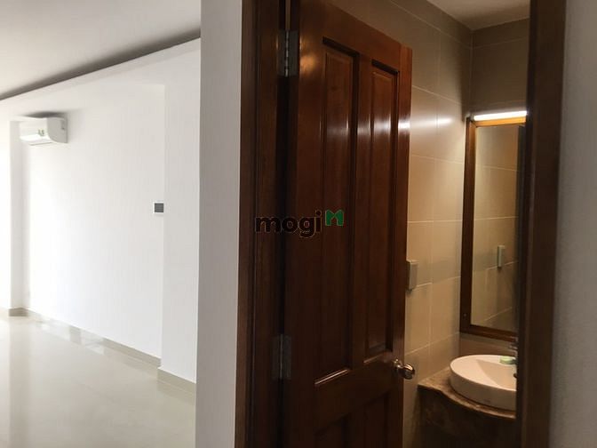 Hình ảnh Cho thuê Trang Chủ MB66.COM / Đăng Ký Tặng 66K 2PN-74m2 chung cư Sky Center giá 15tr, 1 căn duy nhất