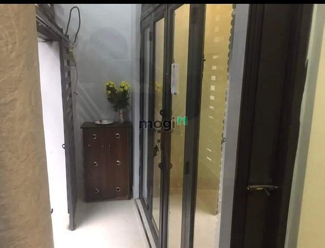 Hình ảnh Trung tâm Quận 10 - 33m2 - Ngang 5.6m - 4.3 tỷ