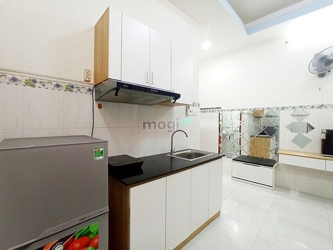Hình ảnh Căn Hộ Ban công_ full nội thất_ Máy giặt riêng_ 30m2 _ Trung tâm TP