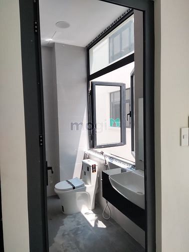 Hình ảnh Cho thuê nhà phố Vinhomes 126m2 đã hoàn thiện cơ bản, 50tr
