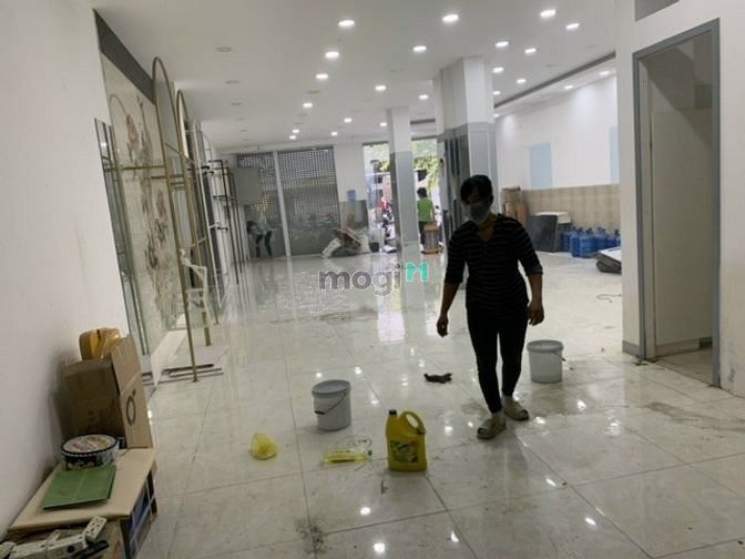 Hình ảnh Cho thuê nhà MT 219 Nguyễn Đình Chiểu, p5 Q 3