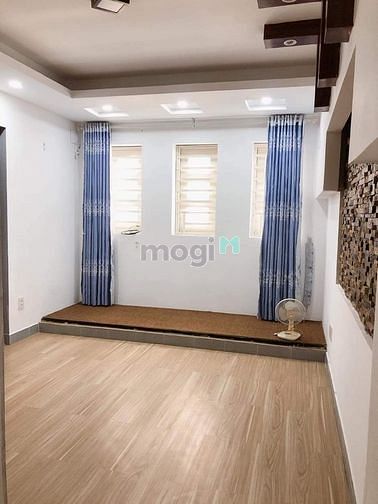 Hình ảnh Quận 1 - Cách MT Nguyễn Cảnh Chân 20m