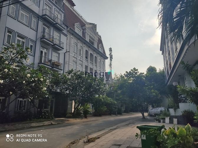 Hình ảnh Bán Lô Đất Đẹp Duy Nhất (10X21) Nguyễn Văn Hưởng,Thảo Điền,Quận 2