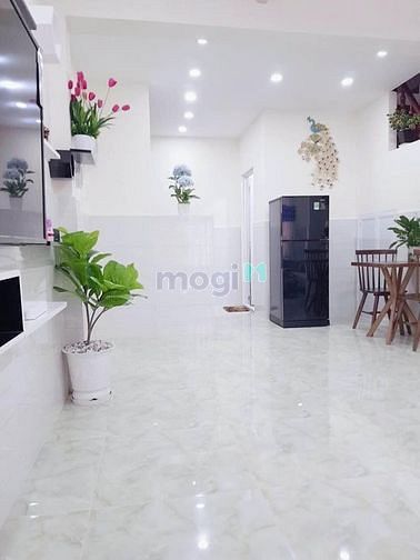 Hình ảnh Bán nhà có gác lửng,gần chợ Bà Chiểu 32m2