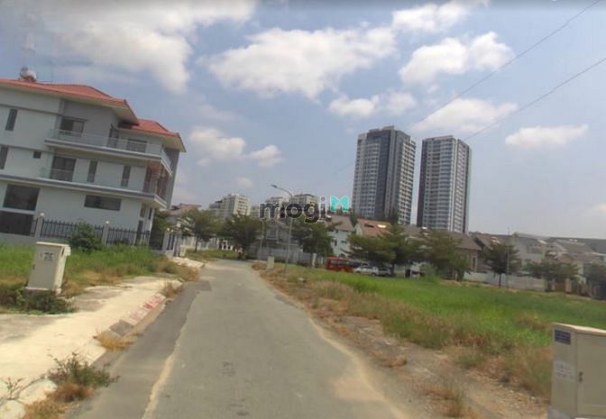 Hình ảnh Cần bán lô đất Nguyễn Văn Linh p:Tân Phong,q7, sổ hồng,dt100m, 2,6 tỷ