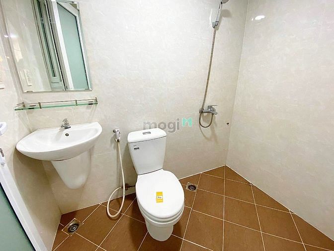 Hình ảnh Cần cho thuê phòng ngay Đại Học Văn Lang