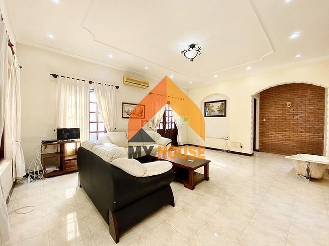Hình ảnh 🐬VILLA Hồ bơi 600M2 Quốc  Hương_Q.2  mát lắm khách ạ🐬