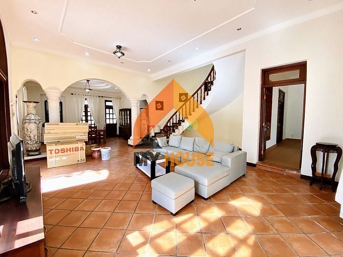 Hình ảnh 🐬VILLA Hồ bơi 600M2 Quốc  Hương_Q.2  mát lắm khách ạ🐬