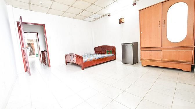 Hình ảnh Cho thuê phòng rộng 25m2, có ban công, sạch sẽ