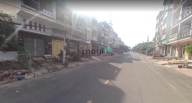 Hình ảnh Bán đất MT Nguyễn Hữu Thọ, p.Tân Phong, Q7, lô 90m2, sổ riêng, 2tỷ150