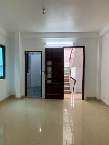 Hình ảnh Nhà Phố lớn Cầu Giấy cần bán gấp !!!