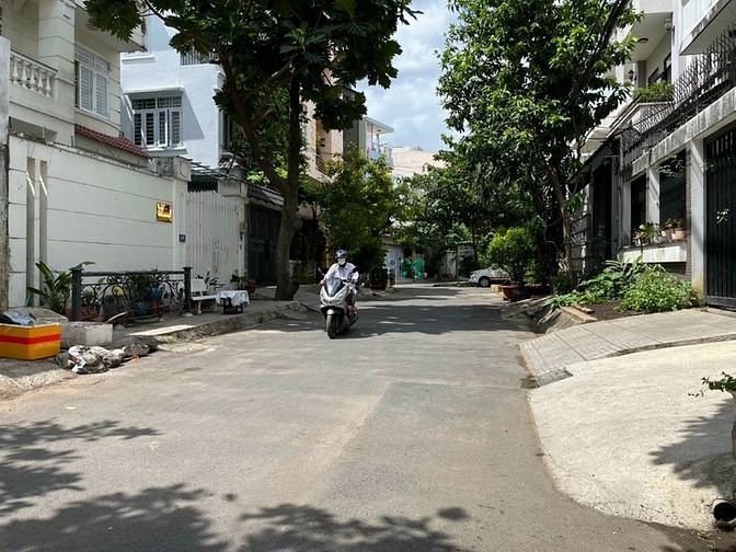 Hình ảnh Bán 204m đất biệt thự KDC Sông Đà đường Hiệp Bình quận Thủ Đức, sổ đỏ