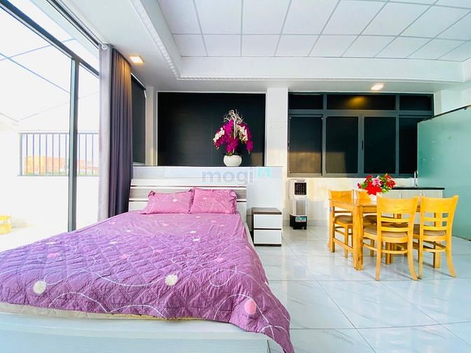 Hình ảnh Penthouse 40m2 full nội thất ban công to chà bá