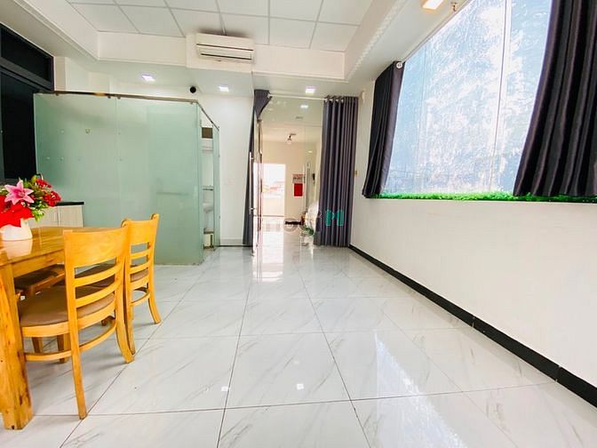 Hình ảnh Penthouse 40m2 full nội thất ban công to chà bá