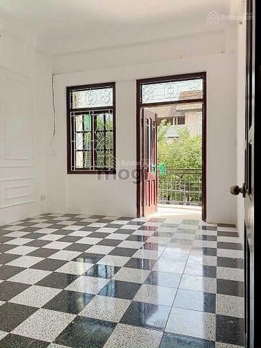 Hình ảnh Cho thuê nhà mặt tiền đường cộng hoà