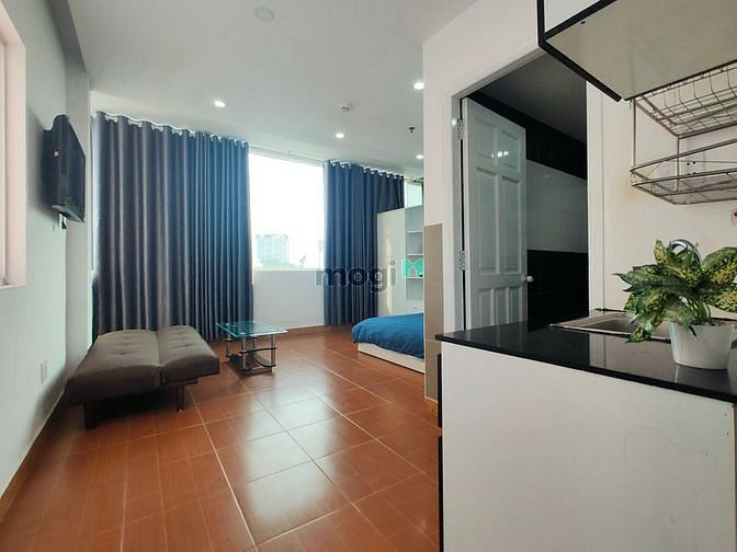 Hình ảnh THUÊ PHÒNG COZRUM - Mb6623 nạp rút nhanh chóng có ban công cửa sổ, ánh sáng ngập phòng