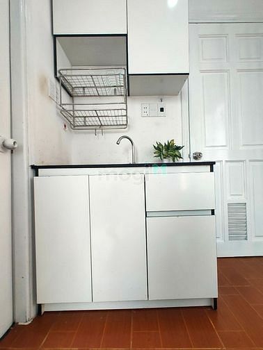 Hình ảnh THUÊ PHÒNG COZRUM - Mb6623 nạp rút nhanh chóng có ban công cửa sổ, ánh sáng ngập phòng