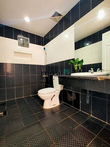 Hình ảnh THUÊ PHÒNG COZRUM - Mb6623 nạp rút nhanh chóng có ban công cửa sổ, ánh sáng ngập phòng