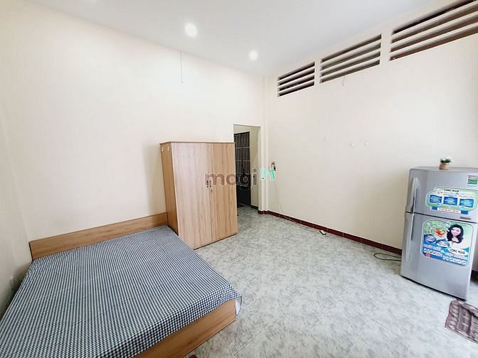 Hình ảnh THUÊ PHÒNG COZRUM - Mb6623 nạp rút nhanh chóng có ban công cửa sổ, ánh sáng ngập phòng