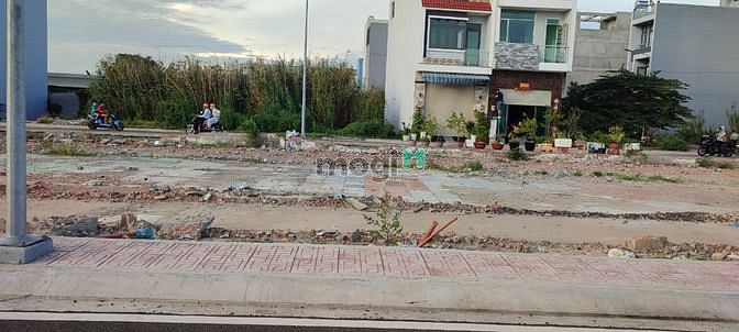 Hình ảnh Bán Đất Quận Bình Tân 5x13m Sổ Riêng Bình Trị Đông A Tây Lân Cạnh Chợ