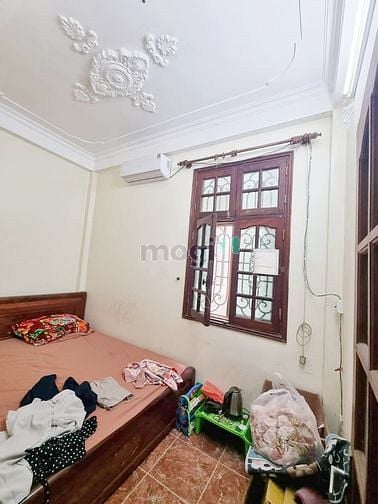 Hình ảnh 4.4 tỷ! Bán nhà Phan Đình Giót, 43m2, nhà cực gần phố.