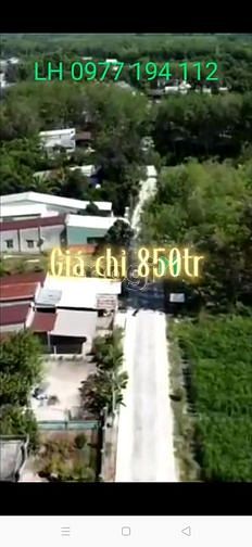 Hình ảnh Cần bán 2 lô đất ngay thị trấn giá 4,05tr/m. Giá thật vị trí thật