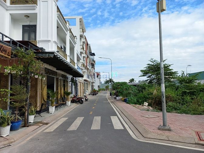 Hình ảnh ( NGỘP ) Sang nhanh 2 nền đất BÌNH TÂN đường Mã Lò 56m2 và 65m2.
