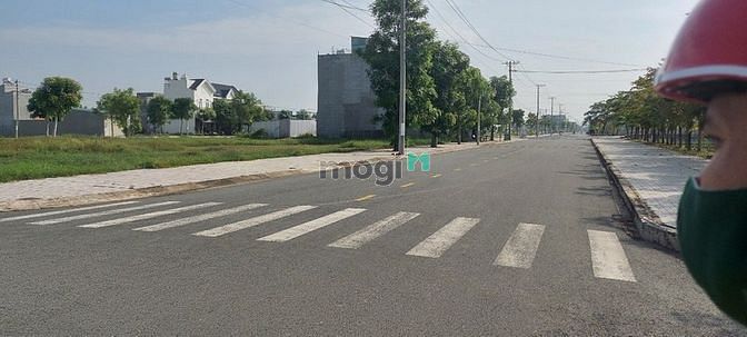 Hình ảnh Cần ra đi lô đất MT đường Hoàng Phan Thái, Bình Chánh giá 1 tỷ 3