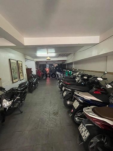 Hình ảnh CHDV 32 Phòng Quận 3 Lê Văn Sỹ - 210m2 - Nở hậu - giá 35 tỷ.