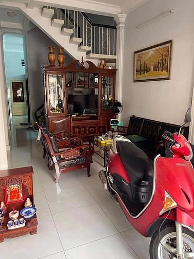 Hình ảnh Bán nhà ngay mặt tiền Phạm Văn Bạch, quận Tân Bình