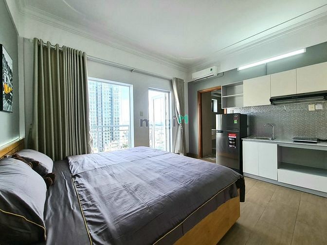 Hình ảnh CHDV ban công siêu thoáng balcon Trần Hưng Đạo gần cầu Nguyễn Văn Cừ