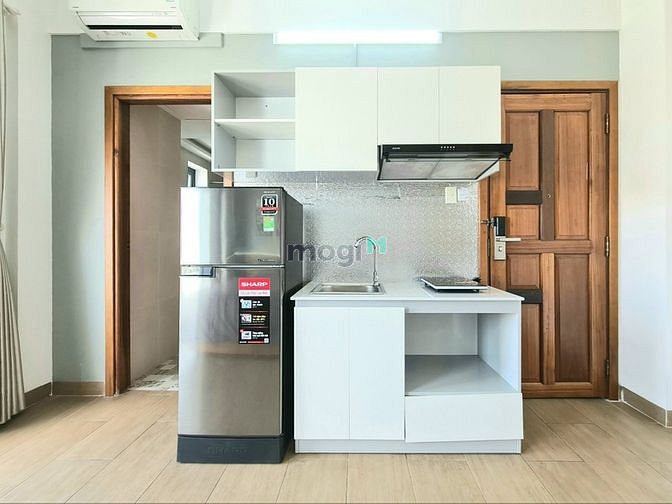 Hình ảnh CHDV ban công siêu thoáng balcon Trần Hưng Đạo gần cầu Nguyễn Văn Cừ