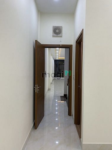 Hình ảnh Cho thuê nhà 270m2, Đề Thám, Q1 ngang 4.5m chỉ 40 triệu