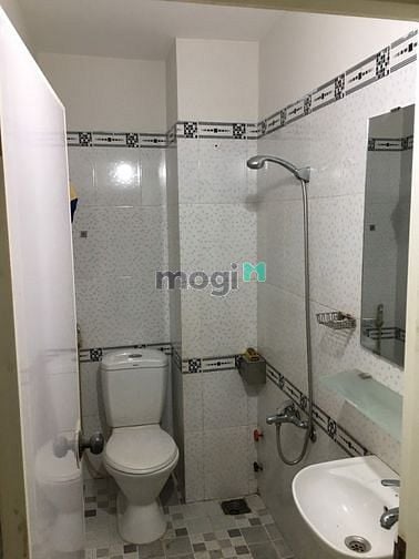 Hình ảnh Nhà mới đường 3 tháng 2 quận 10, dtsd 93m2, 3PN, 3WC, giá chỉ 6.2 tỷ