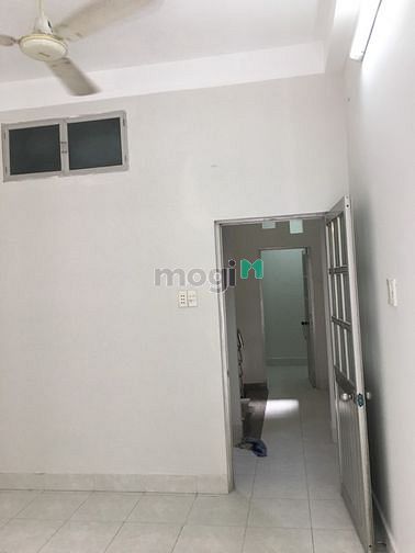 Hình ảnh Nhà mới đường 3 tháng 2 quận 10, dtsd 93m2, 3PN, 3WC, giá chỉ 6.2 tỷ