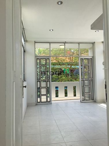 Hình ảnh Nhà mới đường 3 tháng 2 quận 10, dtsd 93m2, 3PN, 3WC, giá chỉ 6.2 tỷ